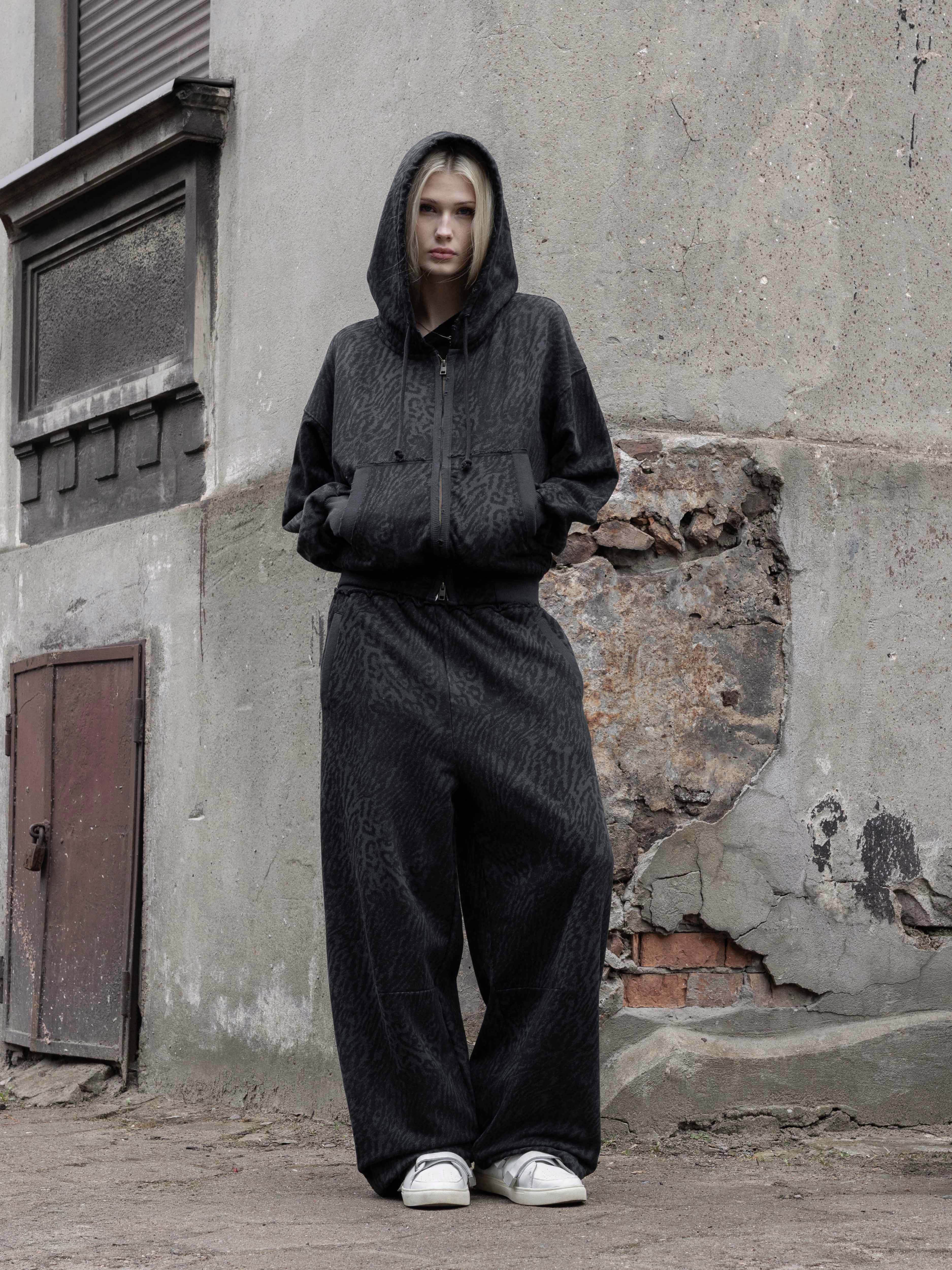 2010 SWEATPANTS - BLACK LEOPARD - Image 2