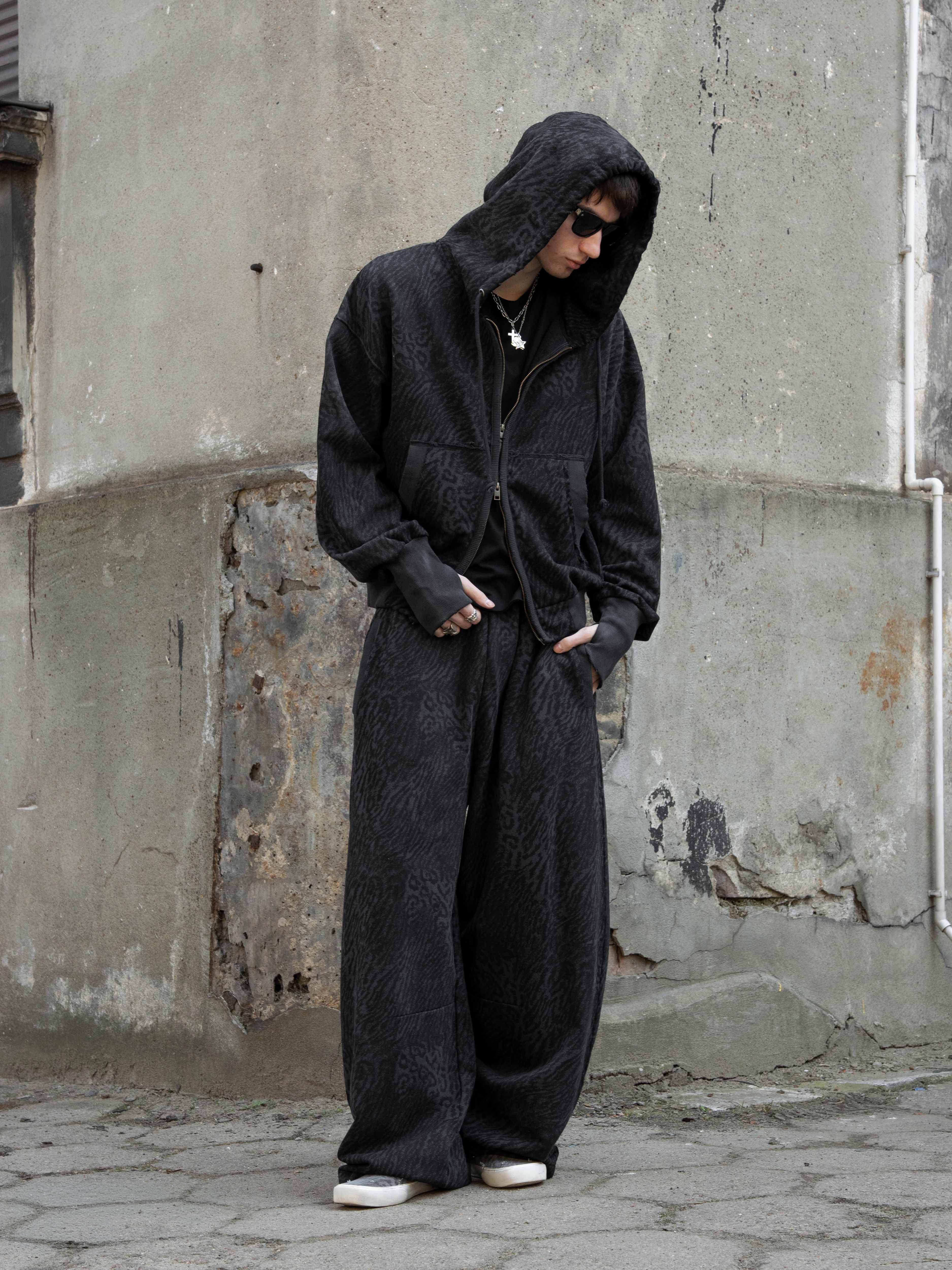 2010 SWEATPANTS - BLACK LEOPARD - Image 3