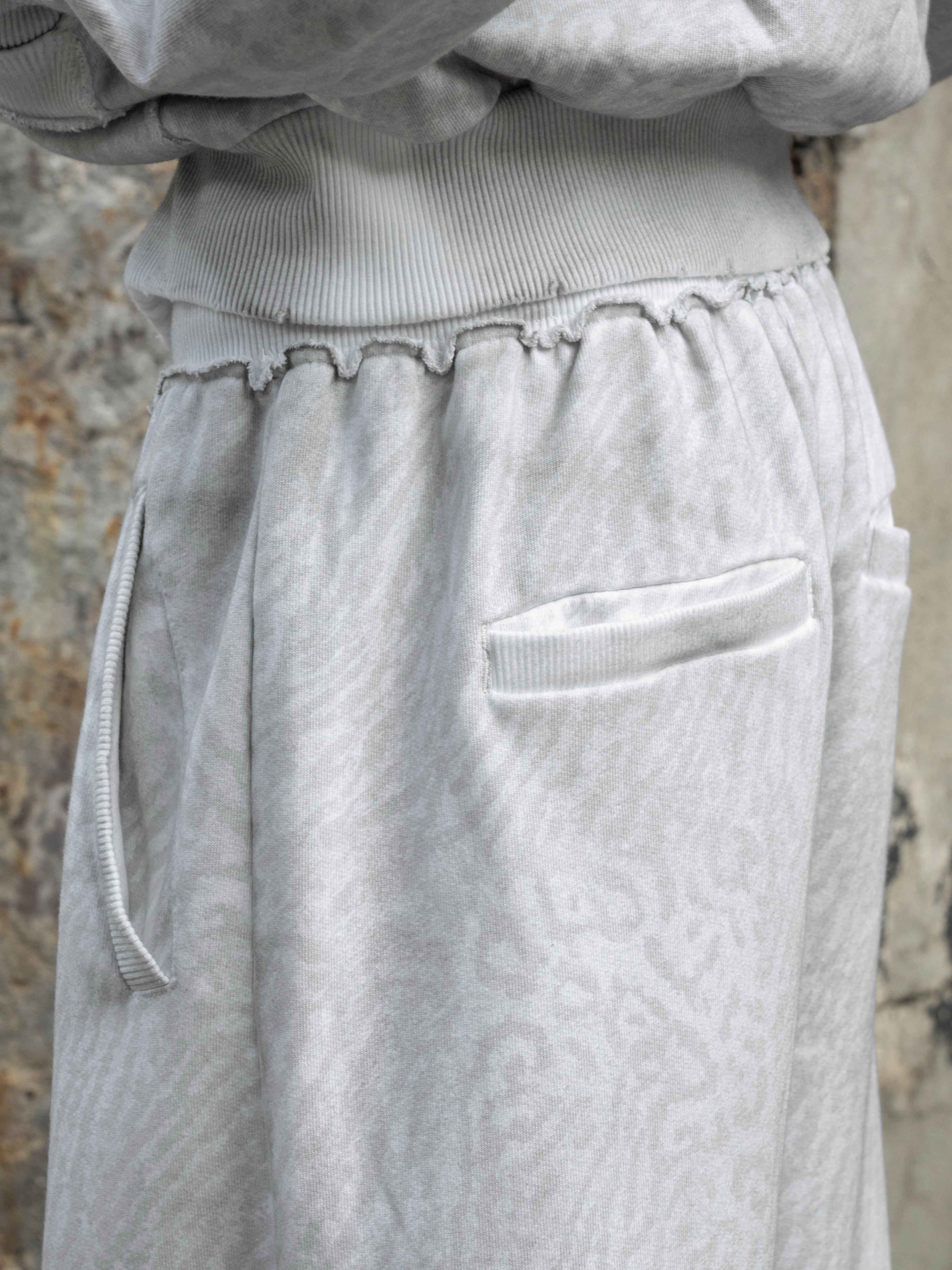 2010 SWEATPANTS - WHITE LEOPARD - Image 4