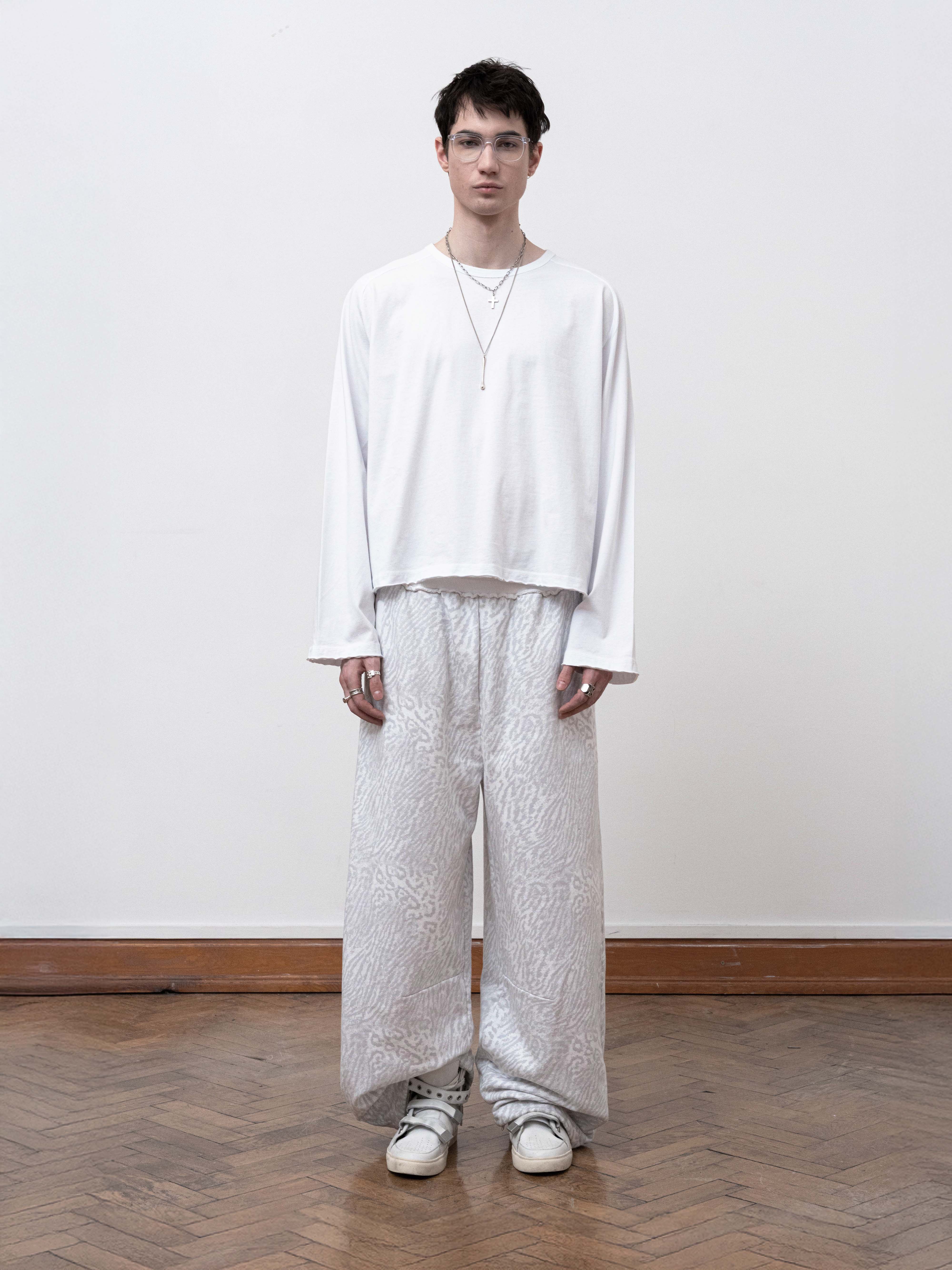 BAGGY LONGSLEEVE - WHITE - Image 3