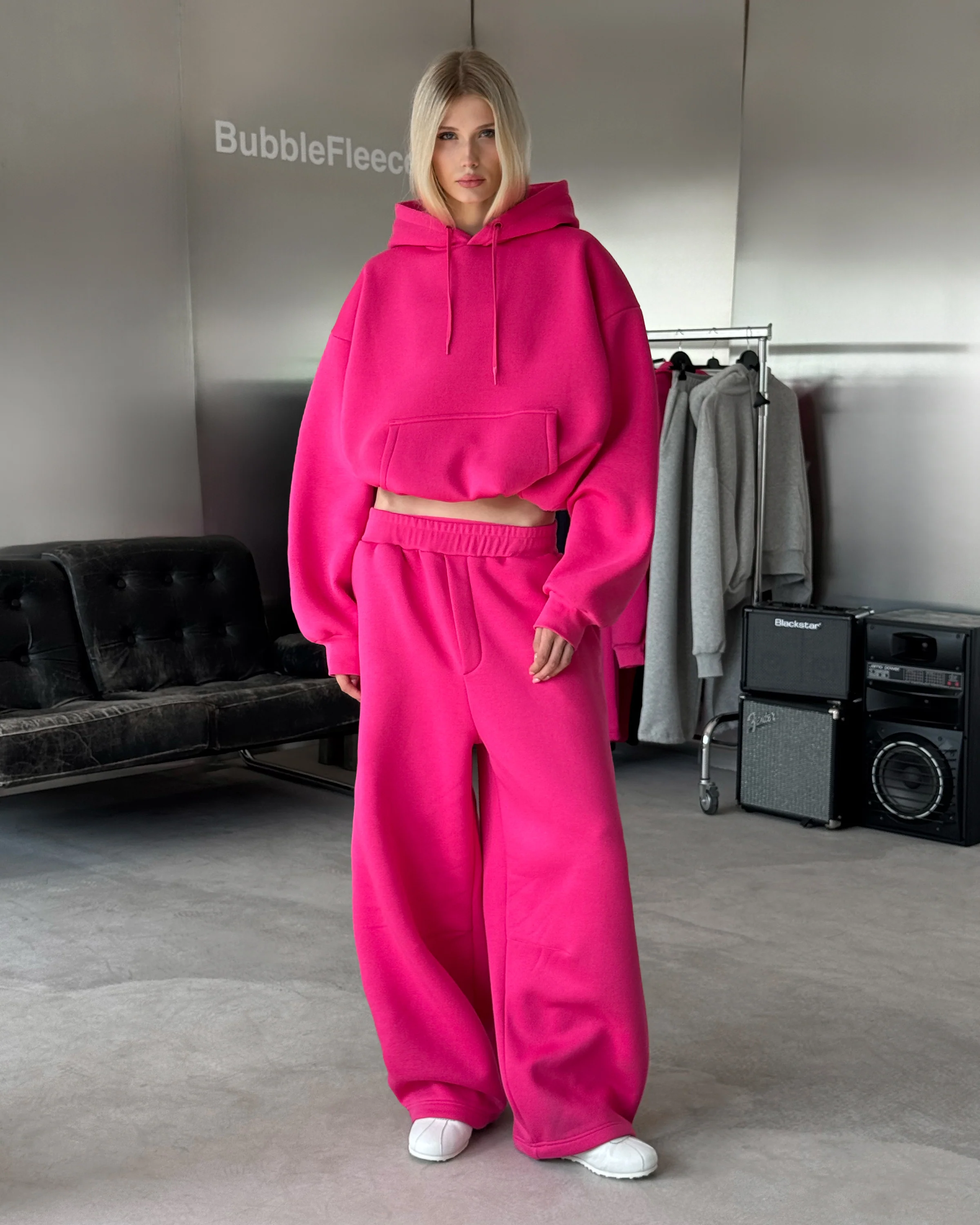 BUBBLE SWEATPANTS - HOT PINK - Image 6