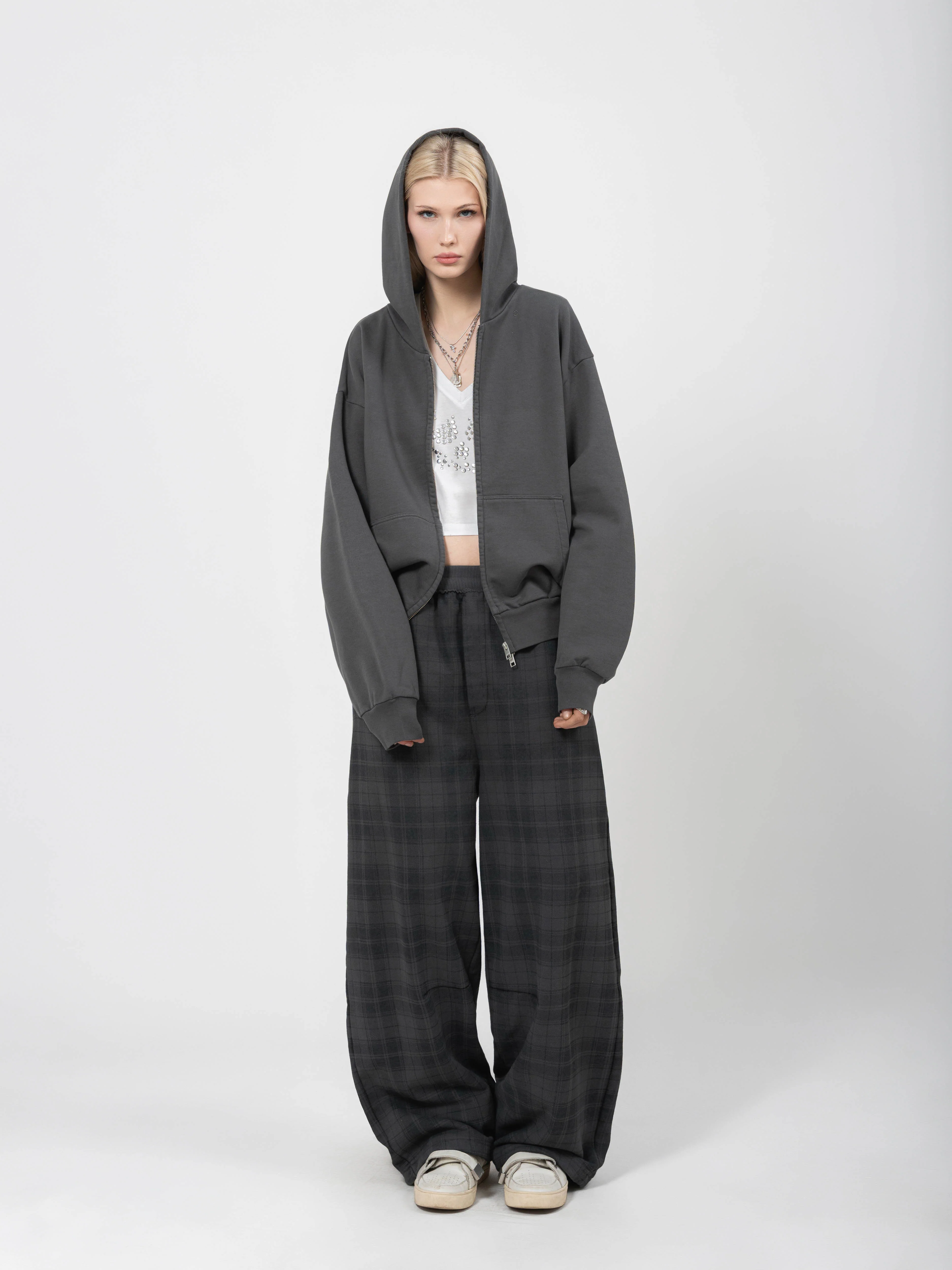BLANC ZIP HOODIE - GRAPHITE - Image 2