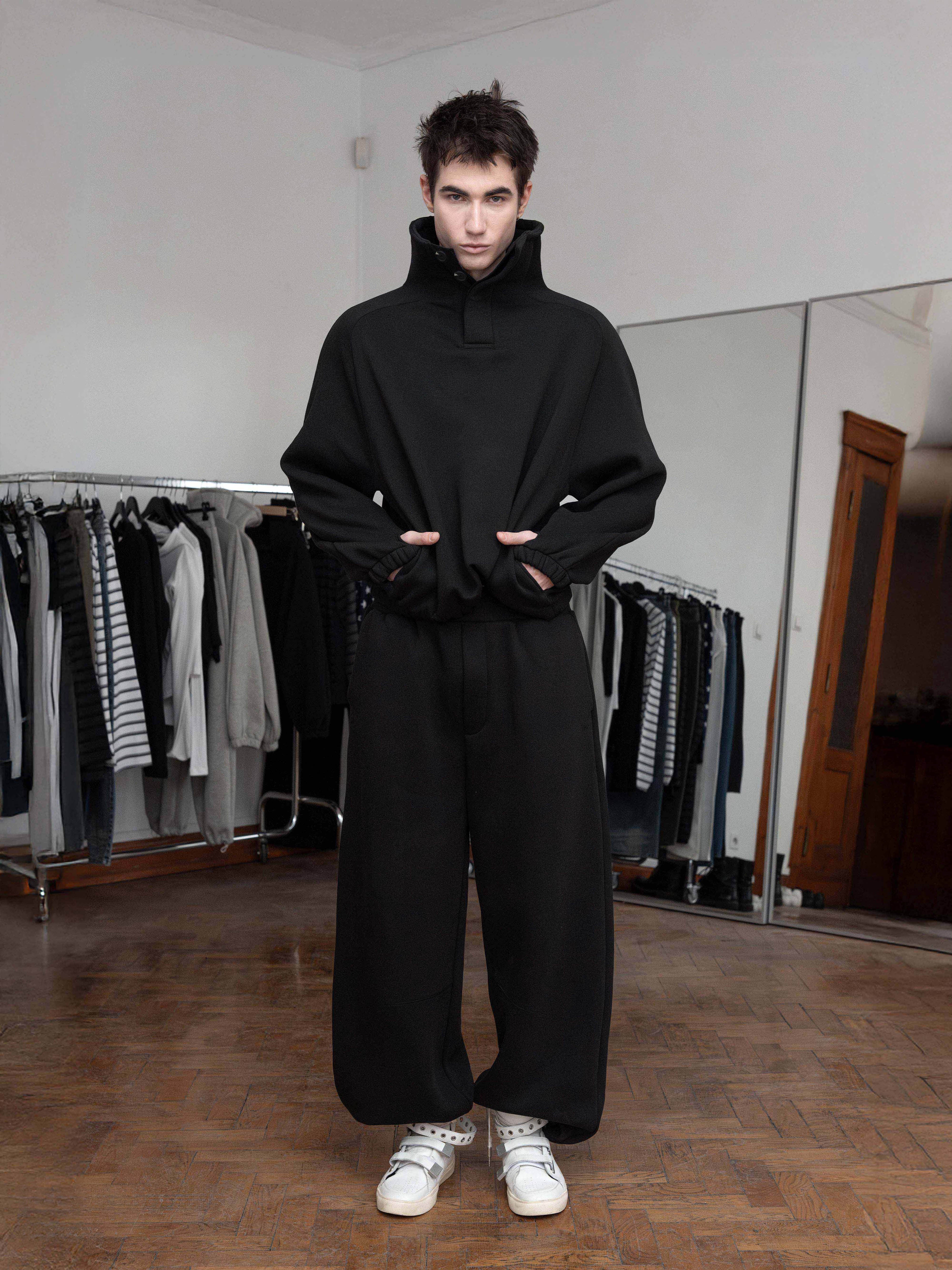 BUBBLE HIGH NECK - BLACK - Image 4