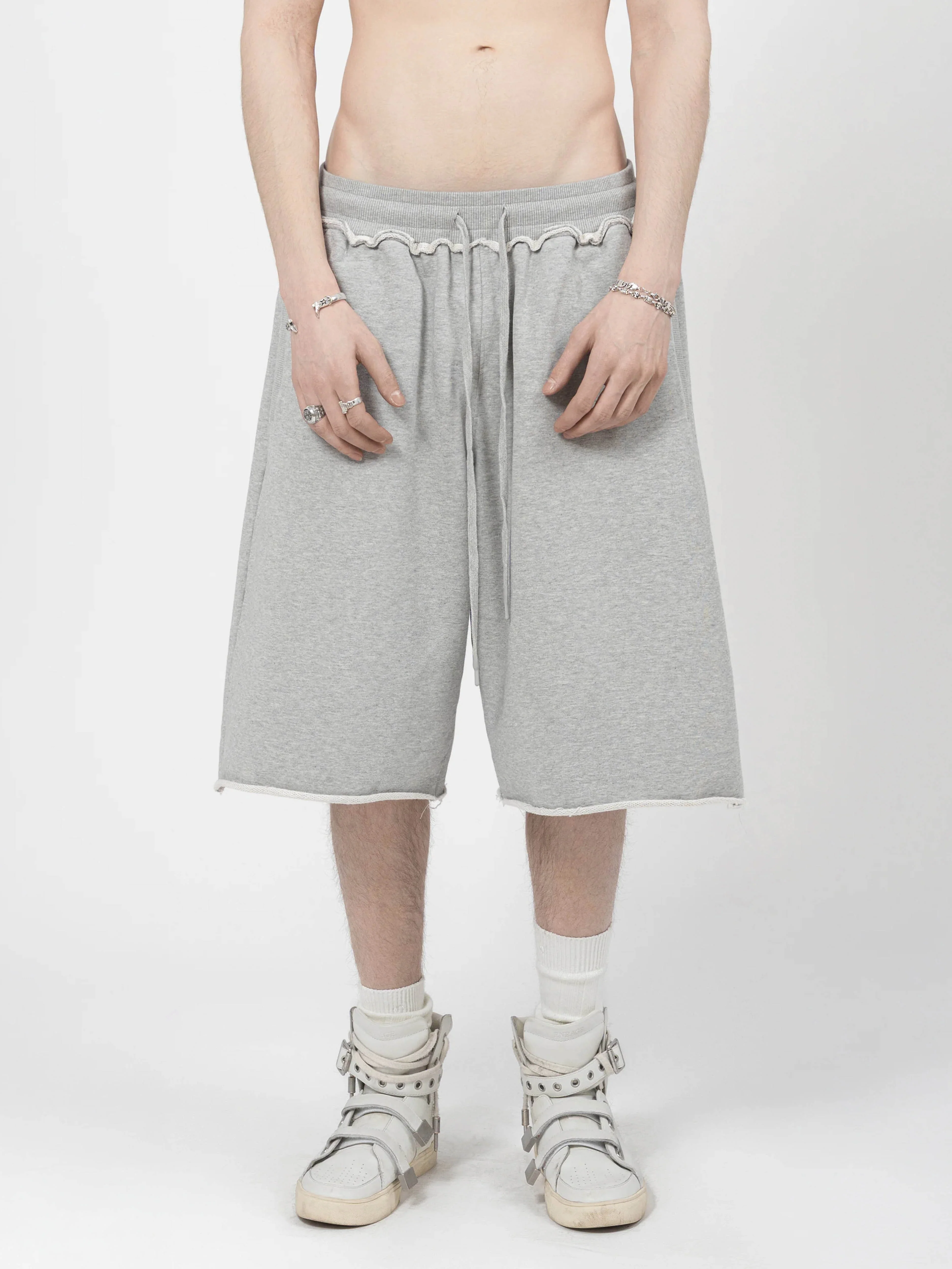 MAXI SHORTS - GRAY - Image 2