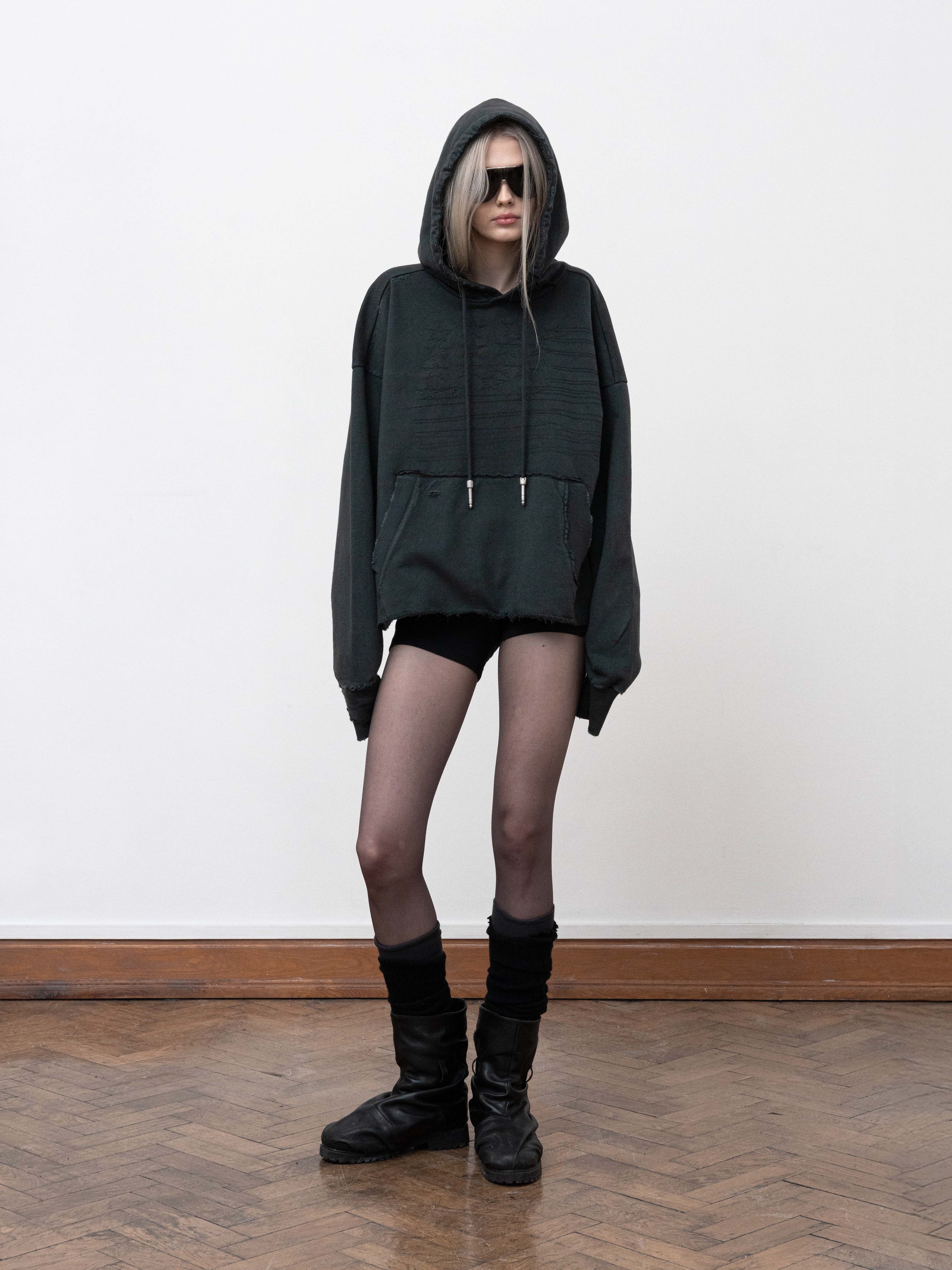 PANEL HOODIE - GARMENT DYED BLACK - Image 3