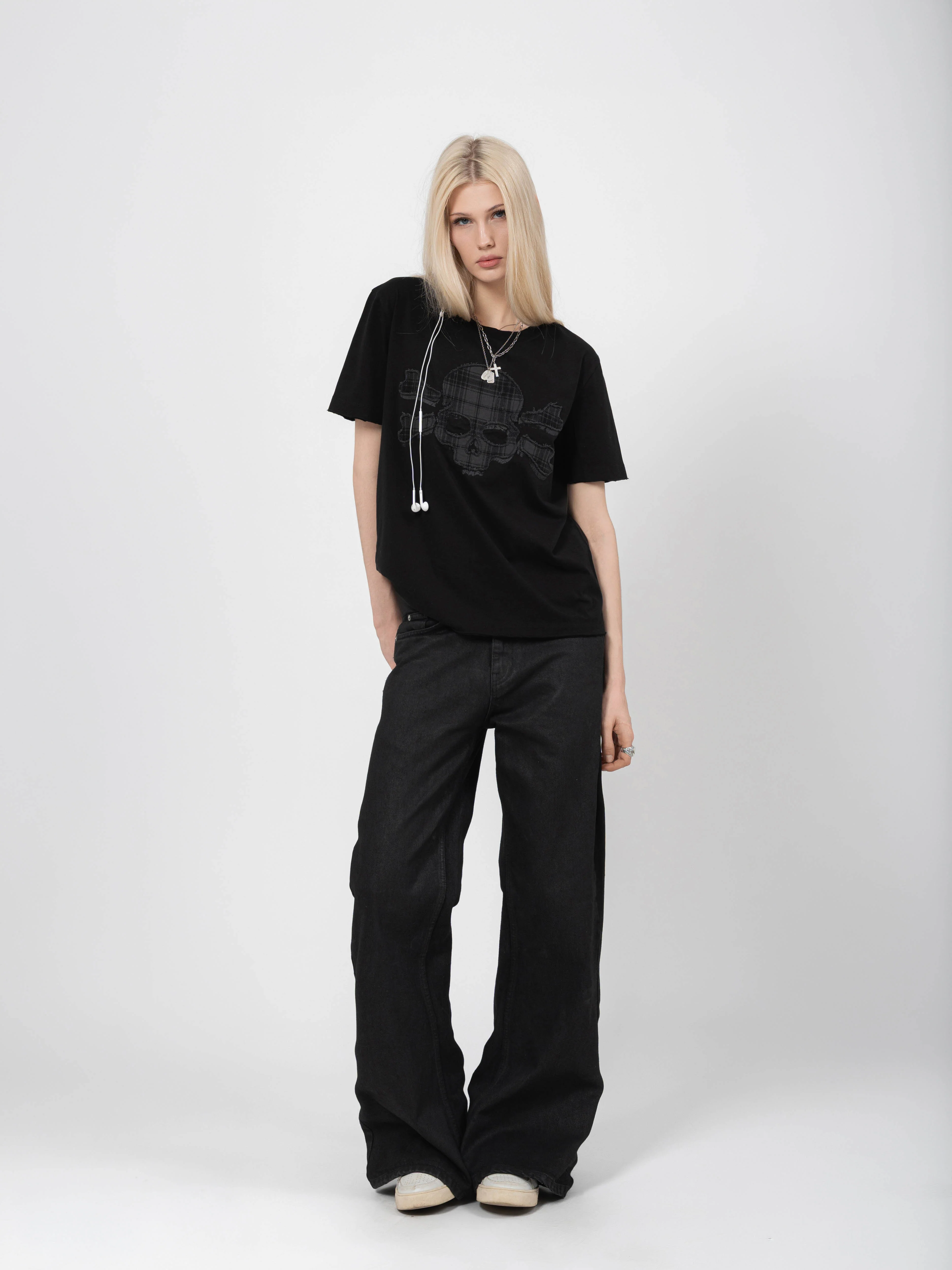 ROUND NECK TEE - BLACK SKULL - Image 3