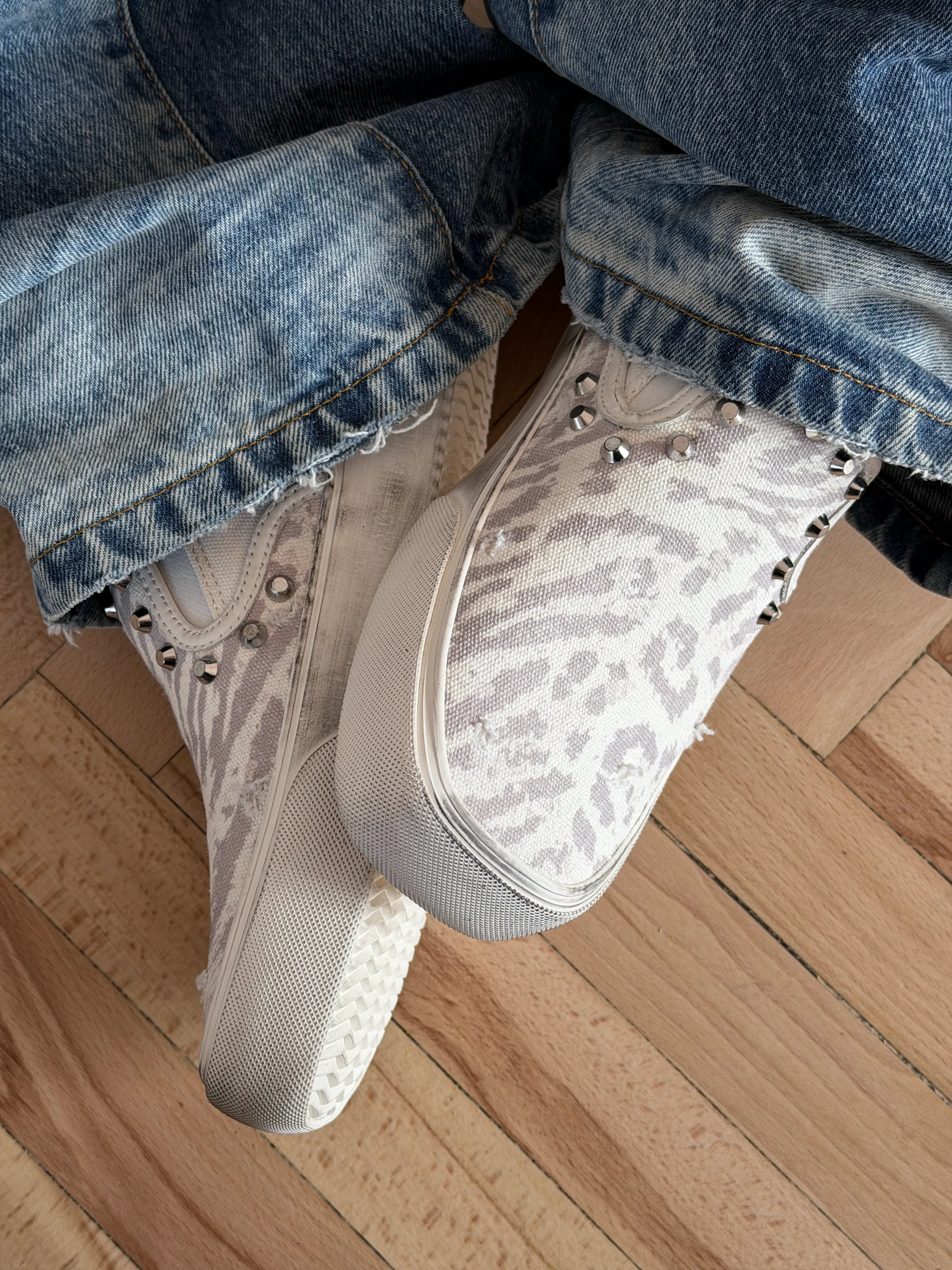 SLIP ON SNEAKER - WHITE LEOPARD - Image 3